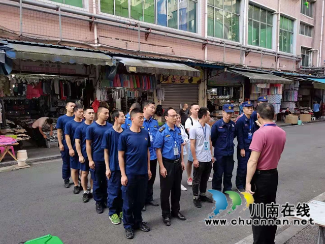 龙马潭区小市街道开展回龙湾商圈消防安全专项整治