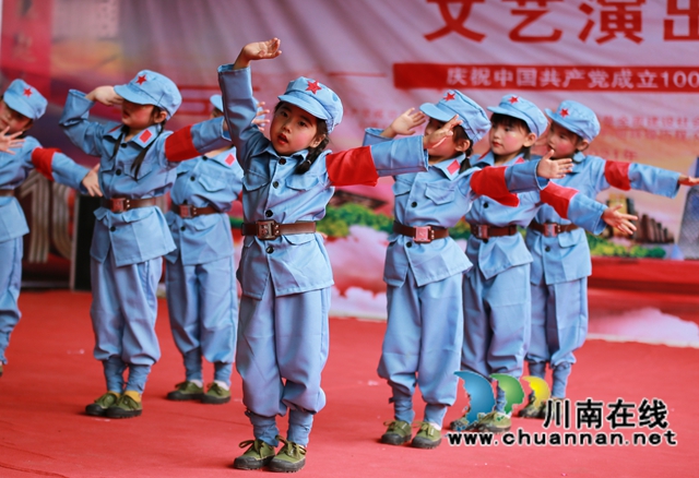 古蔺：民族团结见成效，聚智汇力感党恩