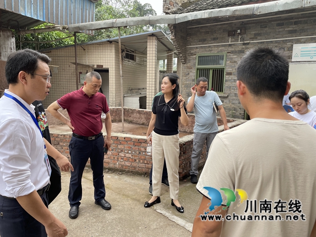 甘露带队到泸县云龙镇检查安全生产及环保工作