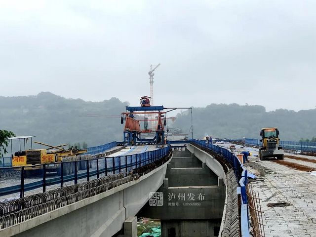 水下工程全部结束！泸州这座在建长江大桥最难节点工程成功突破(图5)