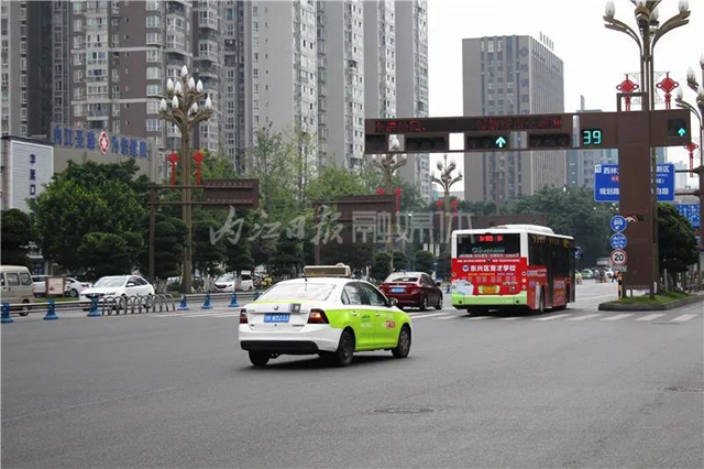 匀速行驶,告别红灯!内江“绿波带”正式登场(图3) 匀速行驶,告别红灯!内江“绿波带”正式登场(图3)