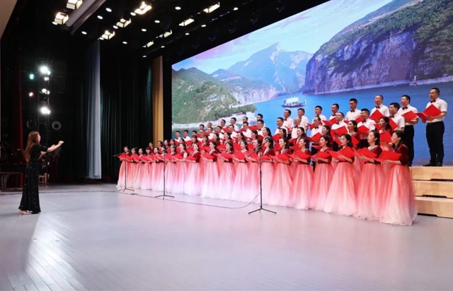 精彩纷呈!泸州市市场监管系统举行汇报展演活动(图9) 精彩纷呈!泸州市市场监管系统举行汇报展演活动(图9)