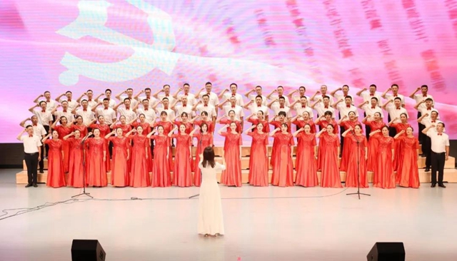 精彩纷呈!泸州市市场监管系统举行汇报展演活动(图15) 精彩纷呈!泸州市市场监管系统举行汇报展演活动(图15)