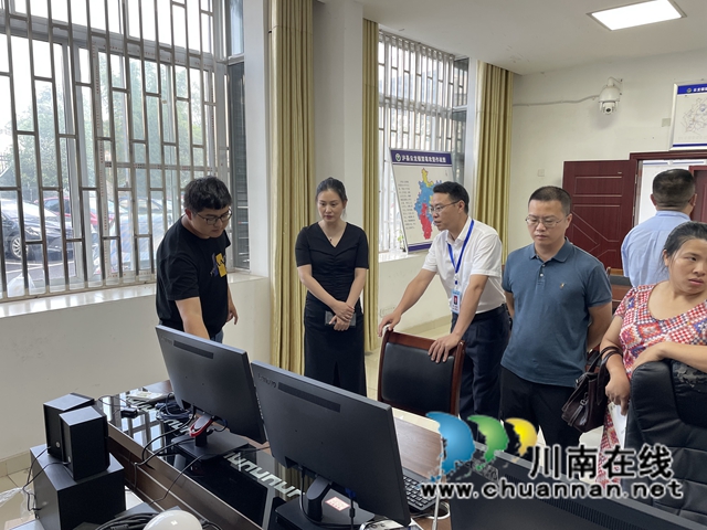 泸州市应急管理局到泸县云龙镇调研两项改革“后半篇”文章提升基层应急管理能力工作(图1)