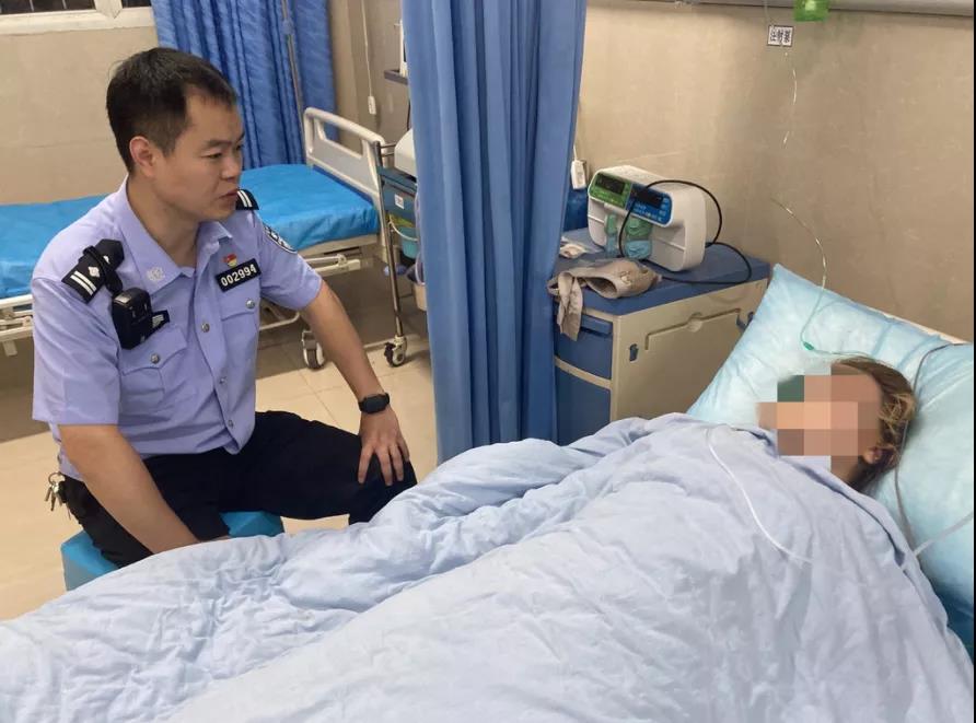 宜宾少女江中漂流8个小时、60公里后被救起……这些水中自救方法要掌握