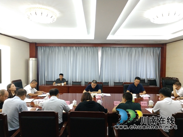 曹阳调研泸县城镇燃气安全工作(图1)