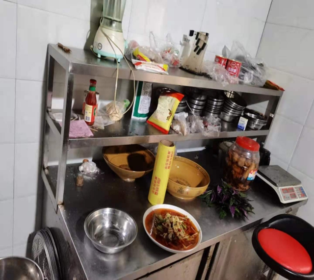 泸州市食品安全“黑榜”(第四期) 整改情况(图13) 泸州市食品安全“黑榜”(第四期) 整改情况(图13)