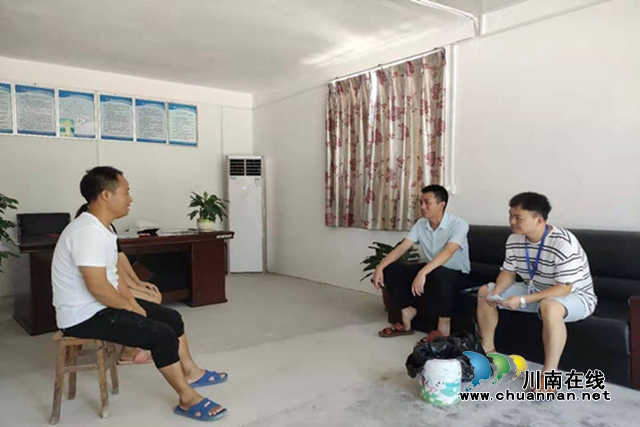 合江县石龙镇开展“送法进企业”法治体检活动(图1)