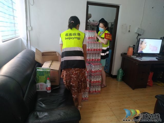 ​泸州北城街道：“后勤不靠后，保障冲在前”助力疫情防控(图1)