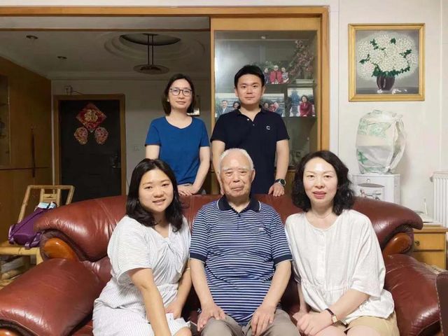 【西南医大附院建院元老口述史】叶政书：淮海战场上7天7夜抢救700余名伤员