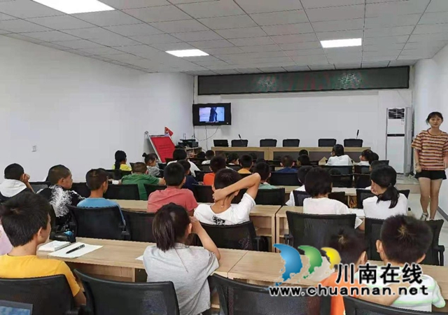 泸县云龙镇：关爱留守儿童，传递党的温情(图1)