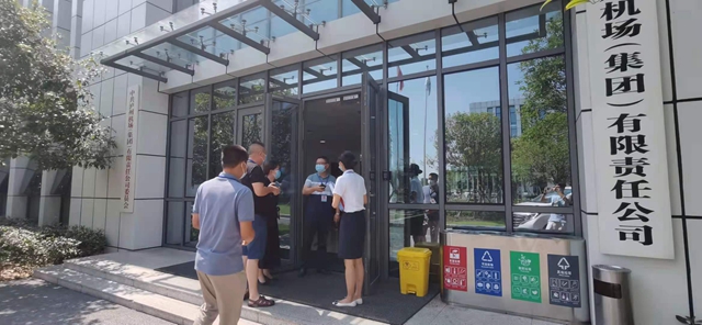 龙马潭区综合行政执法局：看40度高温下城管人的坚守(图8)