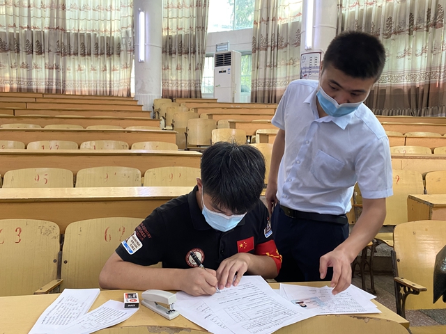 泸县云龙镇：疫情防控不放松，志愿服务展风采(图1)