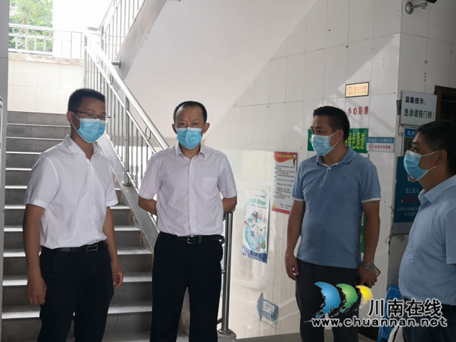 曾一洴到泸县百和镇督导河长制和疫情防控工作(图1)