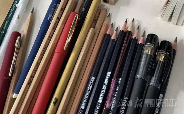 厉害了！内江硬笔书法达人一年多“吸粉”18万人(图7)