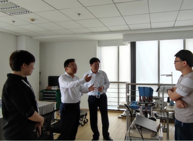 泸州国家高新区赴复旦大学开展人才合作交流(图2) 泸州国家高新区赴复旦大学开展人才合作交流(图2)