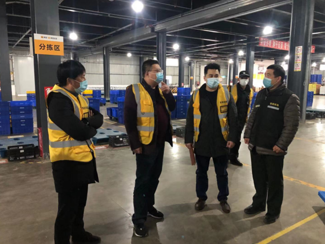 泸州国家高新区应急管理和生态环境局开展元旦节前安全大检查