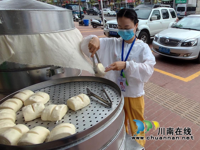 泸州市市场检验检测中心:多举措保食药安全,全身心办民生实事(图2) 泸州市市场检验检测中心:多举措保食药安全,全身心办民生实事(图2)