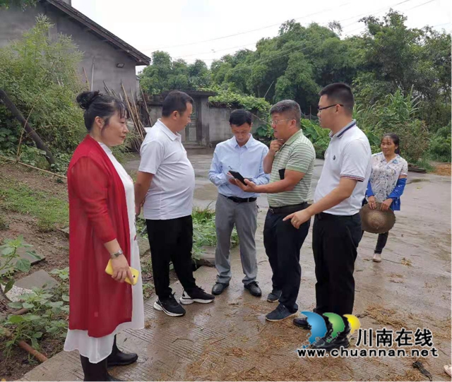 泸县自然资源和规划局深入一线主动服务重点项目拆迁选址(图2) 泸县自然资源和规划局深入一线主动服务重点项目拆迁选址(图2)