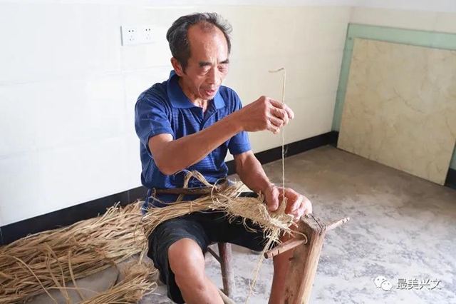 农村正在消失的老手艺，宜宾这个老人却坚守了几十年！