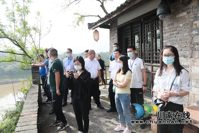 中国调味品协会赴合江酱油基地调研(图3)