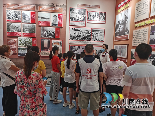 龙马潭区小市街道下大街社区开展“新中国史”学习教育暨“同心同行 共建共享”专题活动(图3)