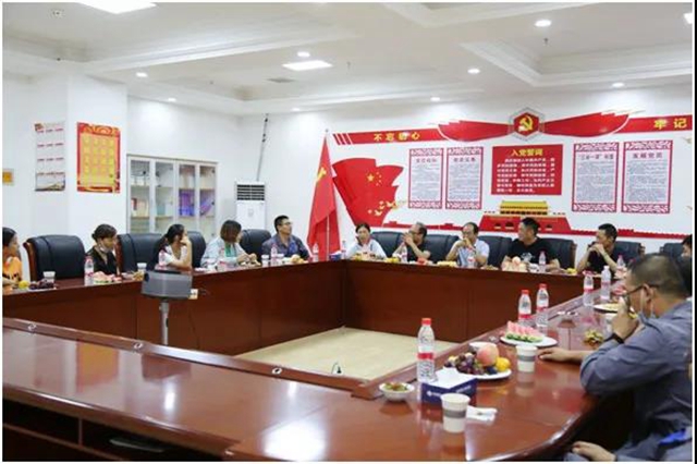 永泸工会赴新疆喀什考察建立农民工联络服务站(图3)
