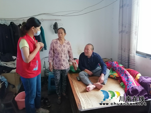 江阳区华阳街道：“量服”入户服务活动暖人心