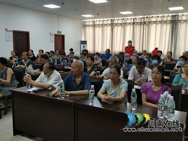 龙马潭区小市街道回龙湾社区开展“好家庭好家风好家教”主题教育活动(图3)