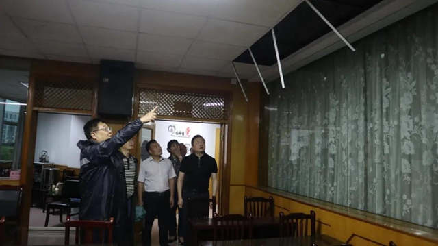 第一时间！泸州市市场监管局切实维护震区市场秩序(图1)