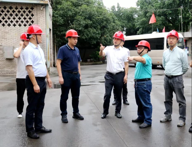 兄弟，一起扛！泸县发生6.0级地震，龙马潭在行动(图3)