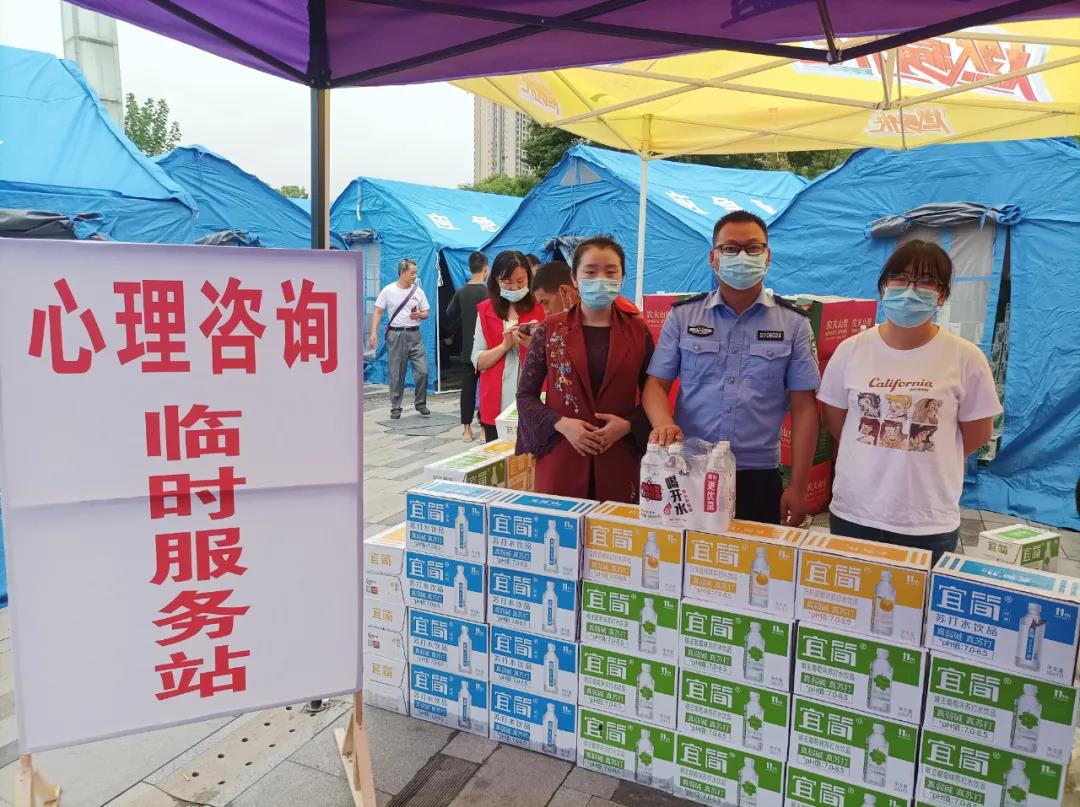 省市县精神卫生专家近20人深入泸县灾区开展心理疏导