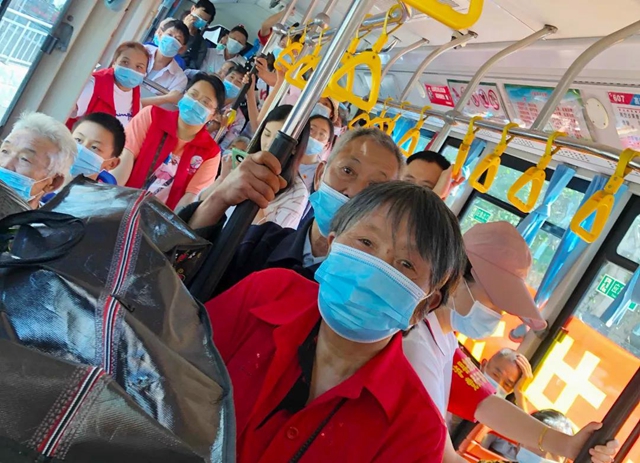 守望相助 共克时艰 | 中实集团全力转移受灾泸县人民(图3) 守望相助 共克时艰 | 中实集团全力转移受灾泸县人民(图3)