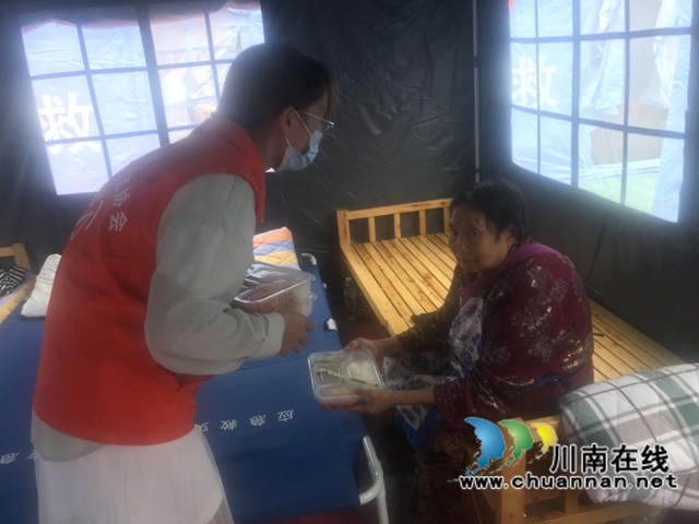 抗震救灾｜一级响应下的泸州，共克时艰，我们在一起！(图5)