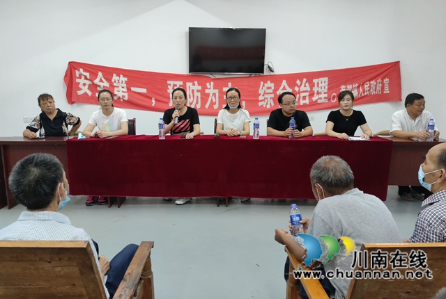 互帮互助显真情！泸县青龙敬老院34位老人震后住上安全新居(图3)