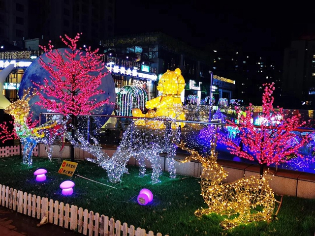 泸州国庆要“下雪”——泸州首个“裸眼3D网红天幕”将于10月1日-7日“飘雪”(图10)