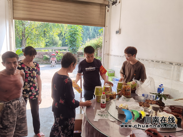 抗震救灾｜奋战救灾一线，泸县云龙志愿者在行动