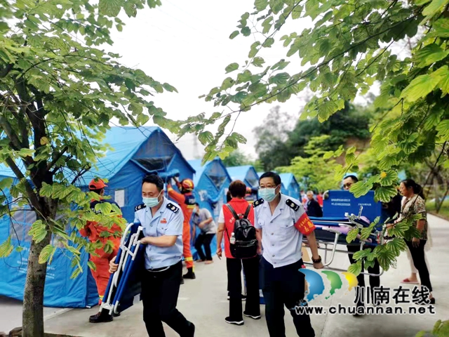 抗震救灾,泸州民建在行动!(图6) 抗震救灾,泸州民建在行动!(图6)