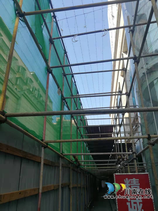 泸县住建局：排查高空安全隐患，保障群众“头顶安全”