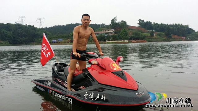 李再忠:危难再多,救援的脚步永不停歇!(图1) 李再忠:危难再多,救援的脚步永不停歇!(图1)