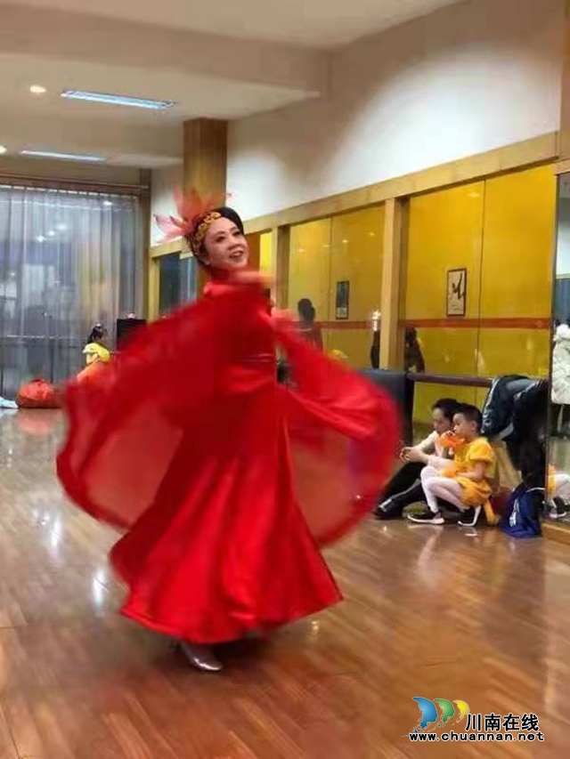 重阳节特稿|&nbsp;“泸州市老年大学让我们不想毕业！”(图7)