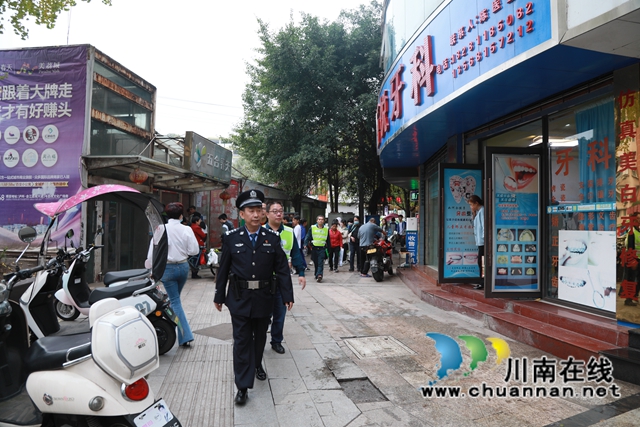 合江县：“校警+”守护平安校园(图5)