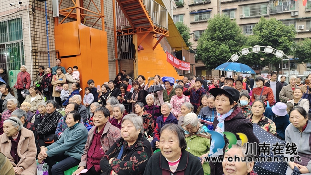四川省第二批城乡社区治理试点项目——龙马潭区红星街道红星社区“社区服务项目化”之“乐在重阳·爱在红星”重阳主题系列活动顺利举行(图3)