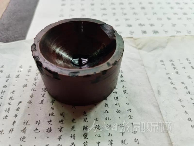 手抄四大名著,写秃100多支毛笔,内江这位七旬老人令人敬佩!(图6) 手抄四大名著,写秃100多支毛笔,内江这位七旬老人令人敬佩!(图6)