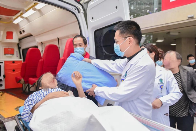 达到转院标准，泸县地震重症伤员“清零”！