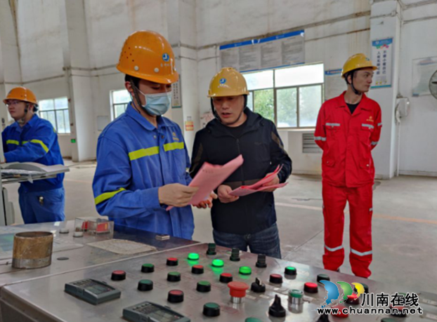 合江县人社局:工伤预防专项行动走进企业(图2) 合江县人社局:工伤预防专项行动走进企业(图2)