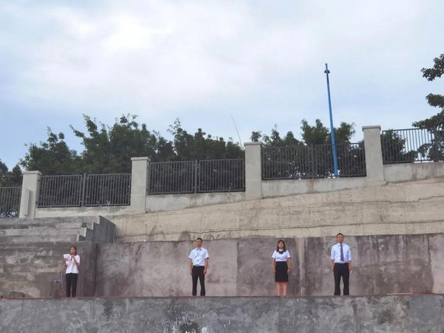 【号外】龙马高中这个学生不得了,四川赛区一等奖!(图3) 【号外】龙马高中这个学生不得了,四川赛区一等奖!(图3)