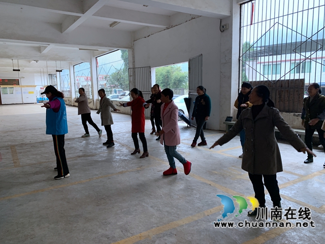 古蔺：舞技知识下基层，文化振兴暖人心(图3)