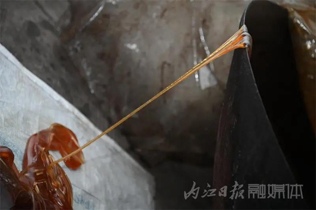 好甜!内江有个“麻糖专业村”,制作工艺大揭秘(图1) 好甜!内江有个“麻糖专业村”,制作工艺大揭秘(图1)