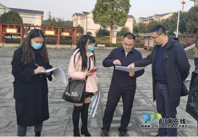 龙马潭区两项改革“后半篇”文章工作领导小组办公室调研乡村规划建设专项工作
